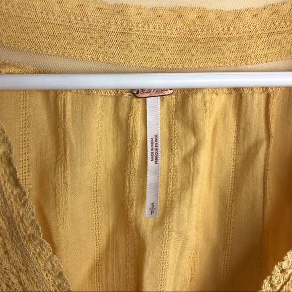FREE PEOPLE Oberoi Yellow Lace Trim Tassel Blouse - Picture 7 of 11